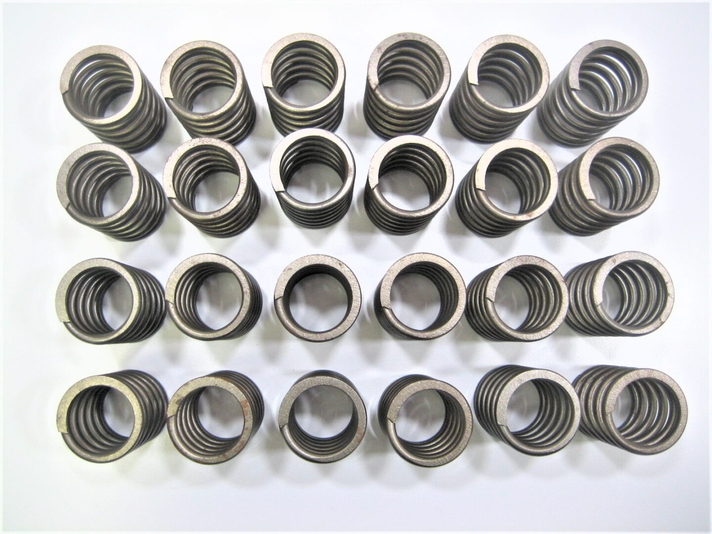 volvo-penta-467334-motor-engine-cylinder-head-oem-valve-springs-newfree-ship-_md_-3-15-21-wopeijfpweoqifjqpiwjefpweoifjeopi-3-