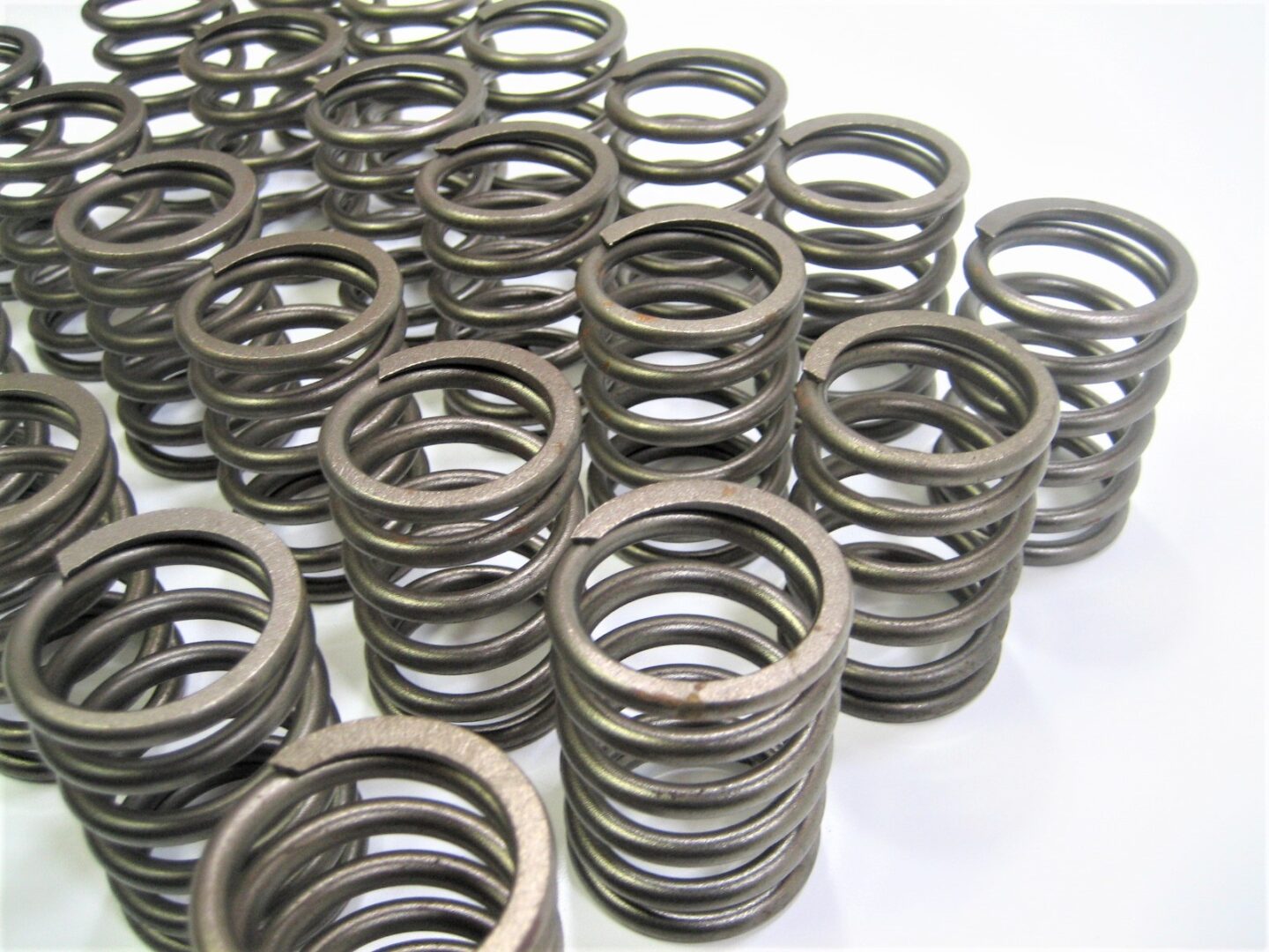 volvo-penta-467334-motor-engine-cylinder-head-oem-valve-springs-newfree-ship-_md_-3-15-21-wopeijfpweoqifjqpiwjefpweoifjeopi-8-