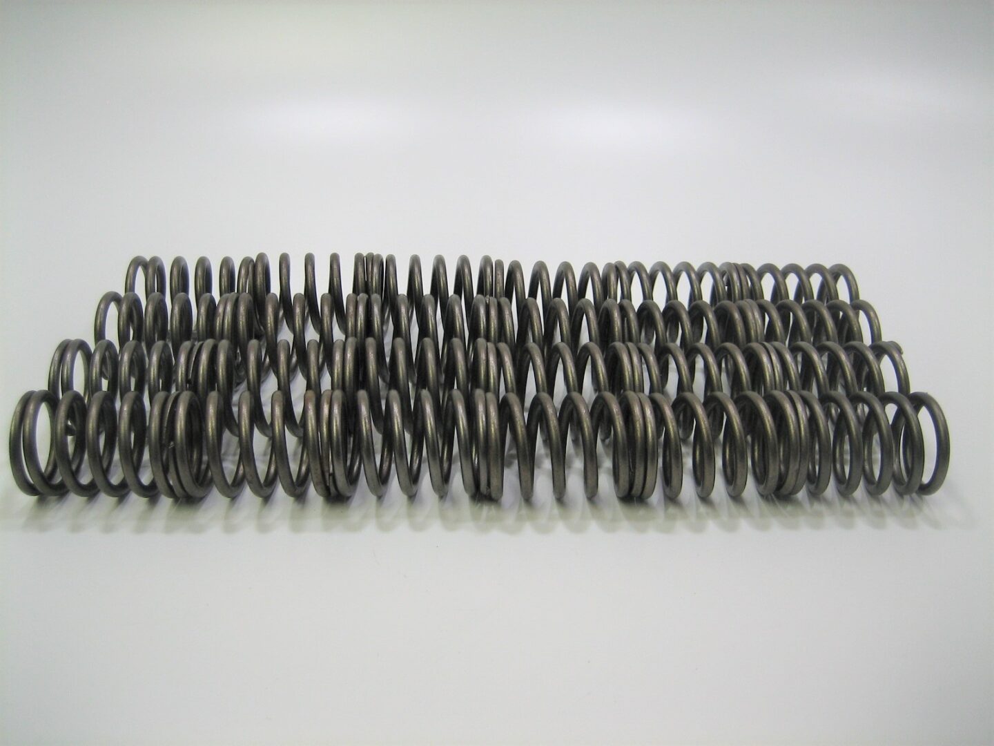 volvo-penta-467334-motor-engine-cylinder-head-oem-valve-springs-newfree-ship-_md_-3-15-21-wopeijfpweoqifjqpiwjefpweoifjeopi-9-