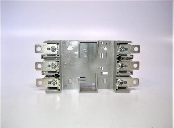 merlin-29266-elec-box_eh_6302021-5-