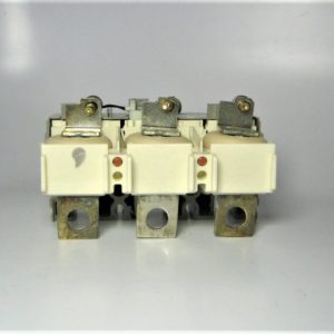 Merlin Gerin 31470 STR22SE 250A 600V 3-Pole Compact NS Electronic Trip ...