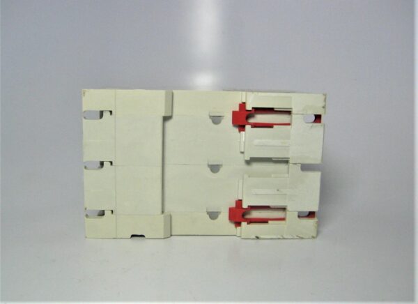 merlin-gerin-20430-circuit-breaker_eh_6302021-6-