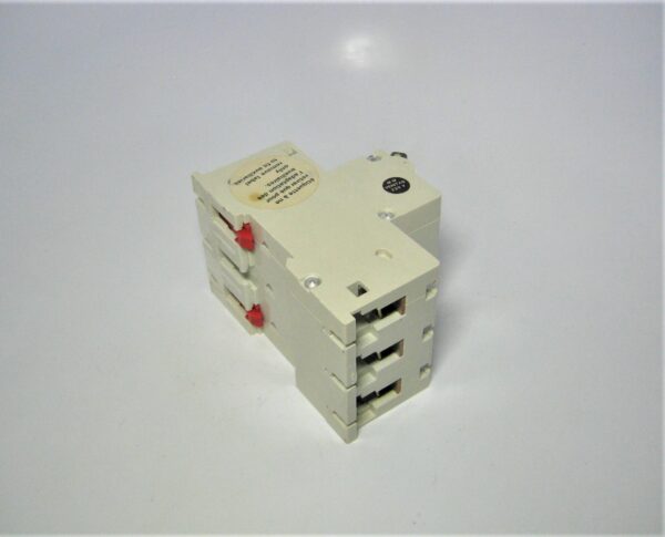 merlin-gerin-20430-circuit-breaker_eh_6302021-8-