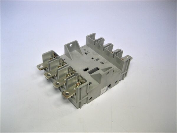 merlin-gerin-29267-circuit-breaker_eh_6302021-7-