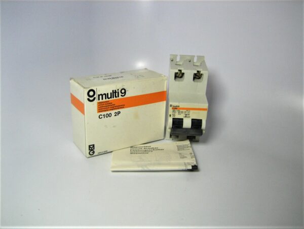 merlin-gerlin-c100-2p-circuit-breaker_eh_6302021-1-