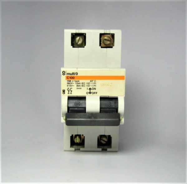 merlin-gerlin-c100-2p-circuit-breaker_eh_6302021-3-