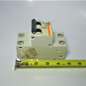 merlin-gerlin-c100-2p-circuit-breaker_eh_6302021-4-