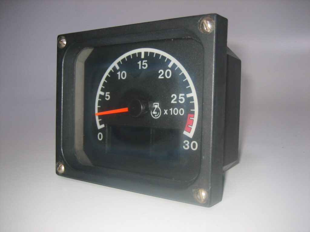 Caterpillar CAT Marine 1005888 Tach Tachometer Speedometer Control Group (5) Max Marine Outlet