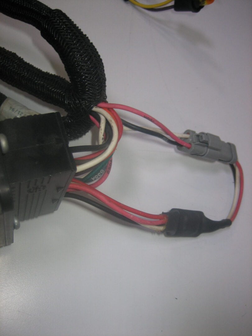 caterpillar-cat-marine-gp-engine-control-unit-198-9749-with-harness-6-max-06102021-5-