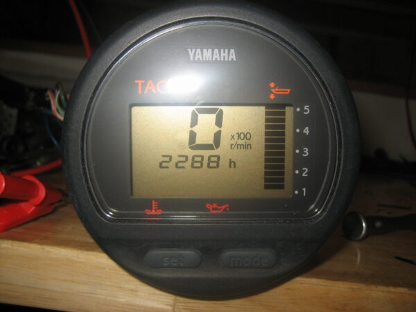 yamaha-outboard-digital-tach-tachometer-1-max-06102021-1-