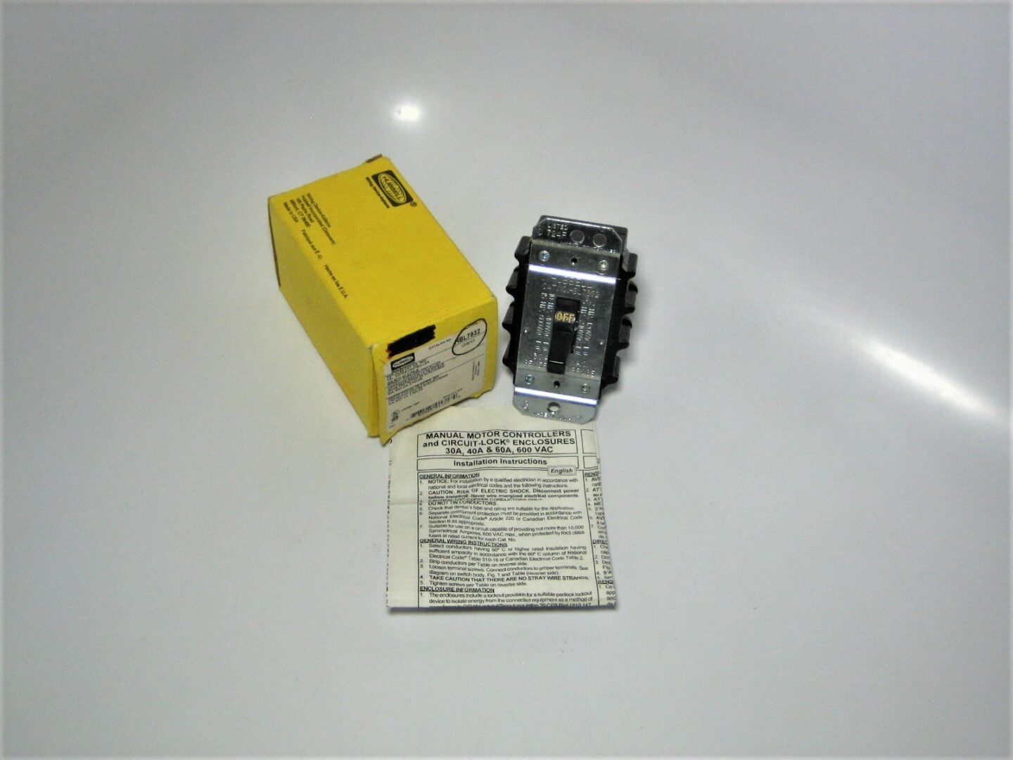 hubbell-hbl7832-switch_eh_722021-1-