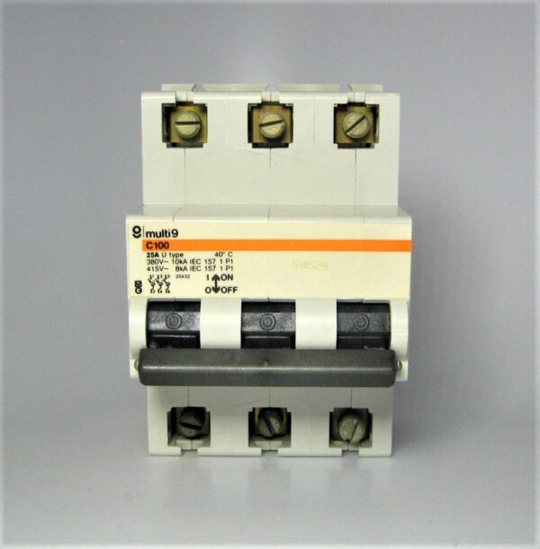 merlin-gerin-20432-breaker_eh_712021-3-