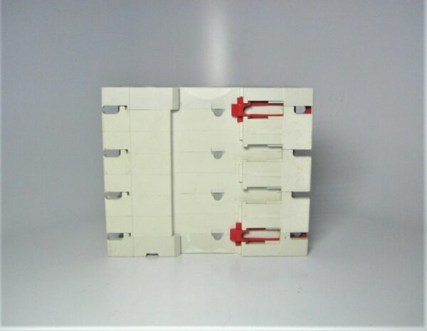 merlin-gerin-20453-breaker_eh_712021-4-