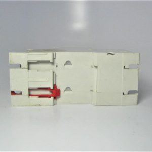merlin-gerin-blemished-breaker_eh_722021-5-