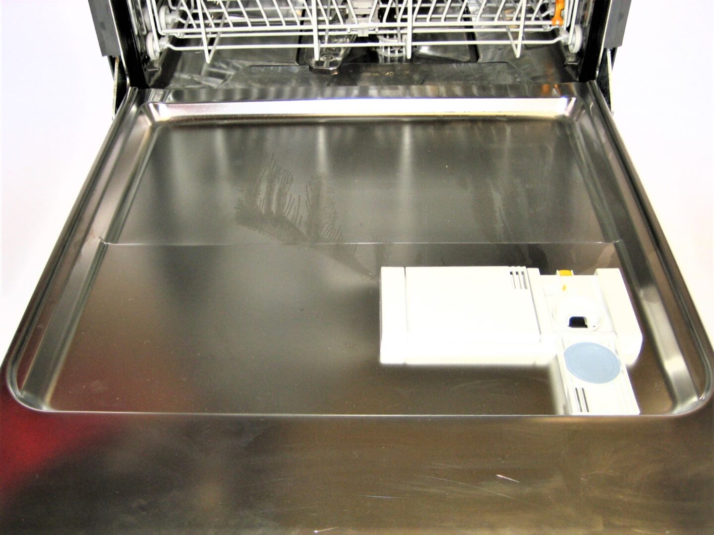 Miele G4993SCVI Marine Galley 120V 15A Futura Classic Plus 3D Dishwasher TESTED Max Marine Outlet