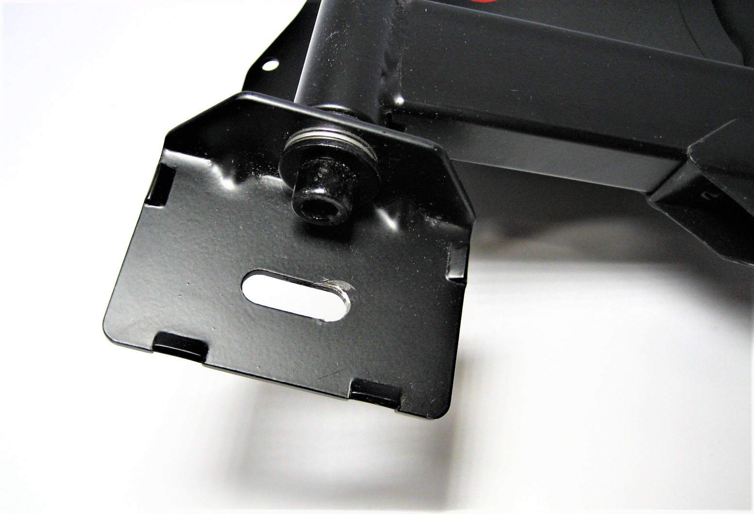 red-atom-redmc70-full-motion-mount_eh_10132021-10-
