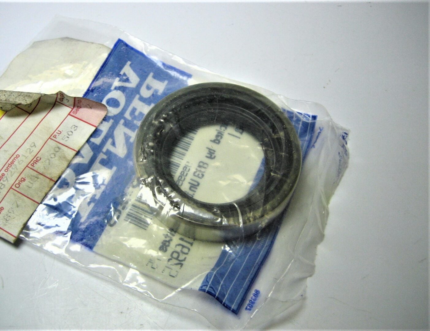 volvo-penta-3852548-gimbal-bearing-seal_eh_10292021-3-