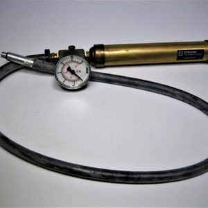 evinrude-johnson-507977-gearcase-leakage-pressure-tester_eh_11192021-5-