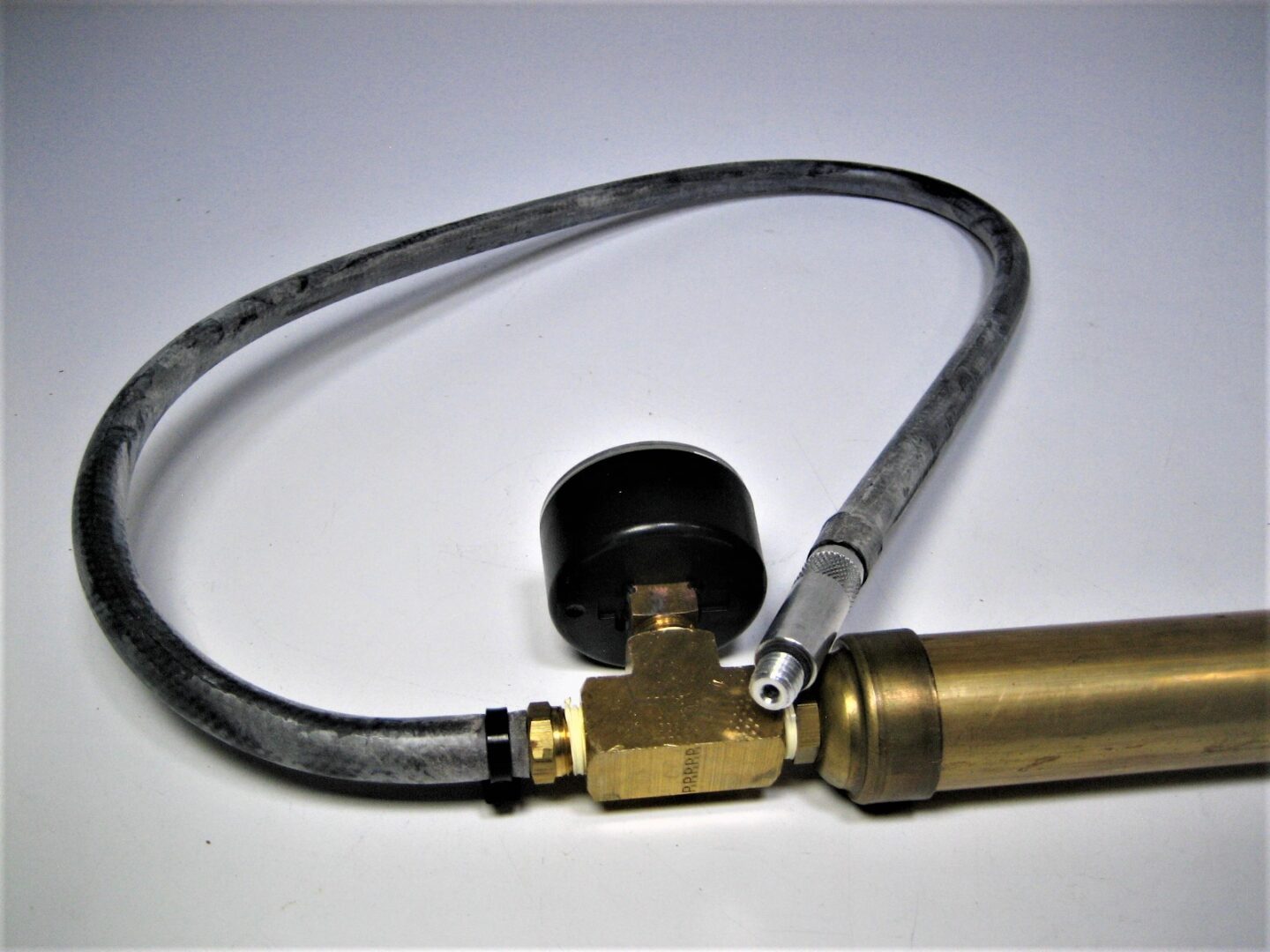 evinrude-johnson-507977-gearcase-leakage-pressure-tester_eh_11192021-7-