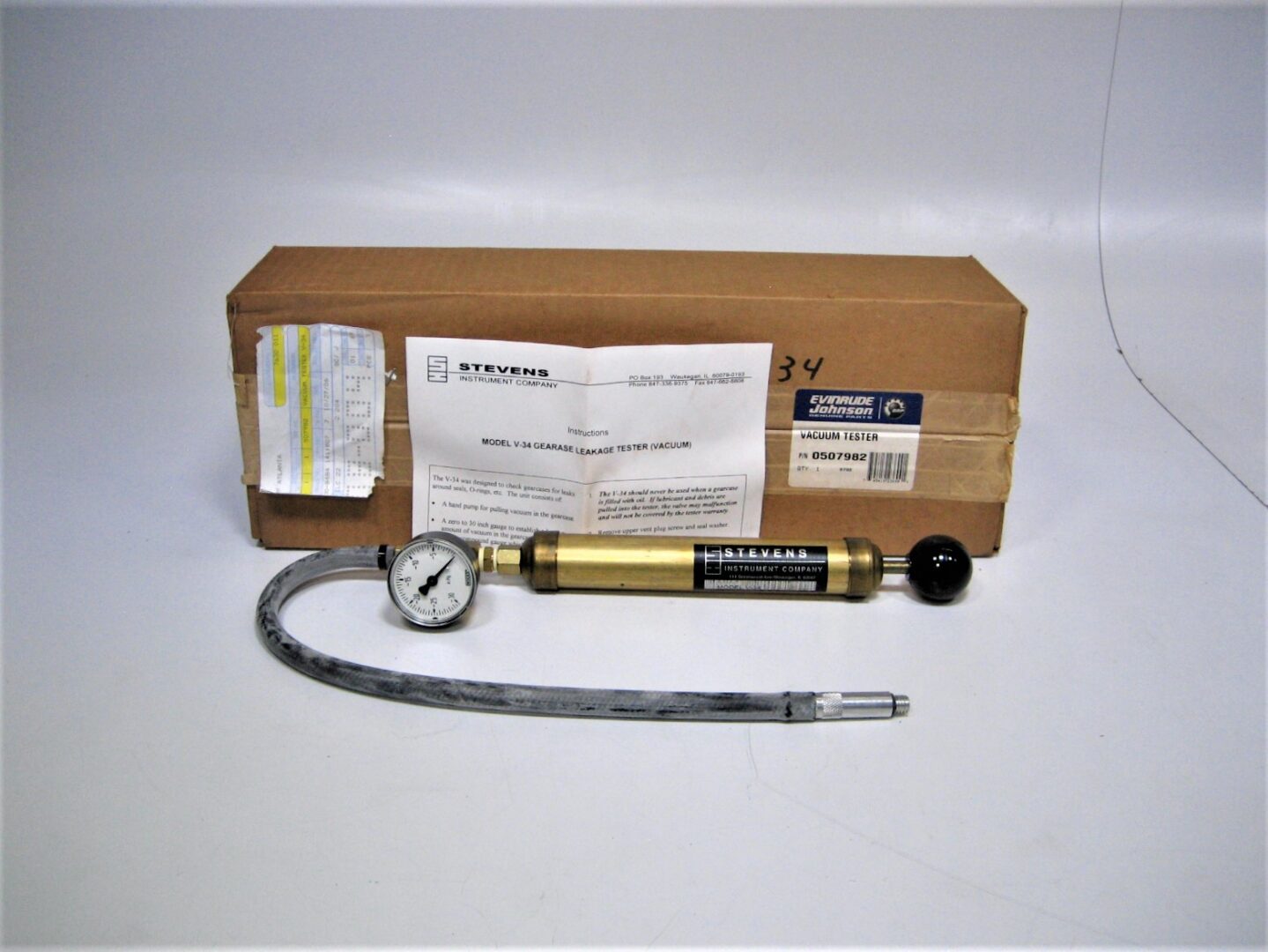 evinrude-johnson-507982-tester_eh_11192021-1-