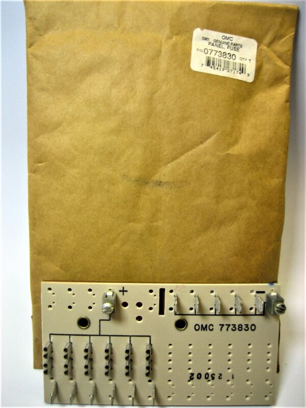 omc-0773830-evinrude-johnson-fuse-panel_eh_11152021-2-
