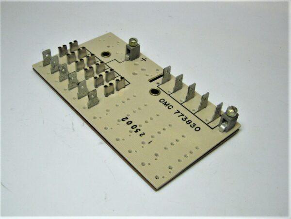 omc-0773830-evinrude-johnson-fuse-panel_eh_11152021-4-