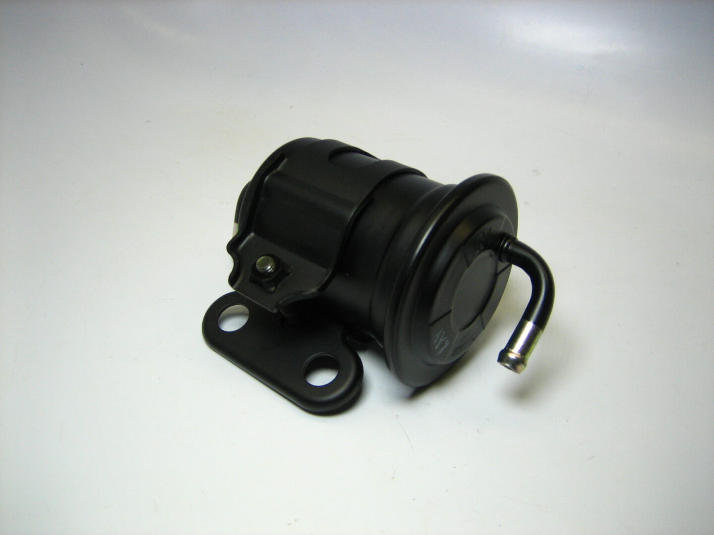 suzuki-15440-96j00-high-pressure-fuel-filter_eh_1132021-6-