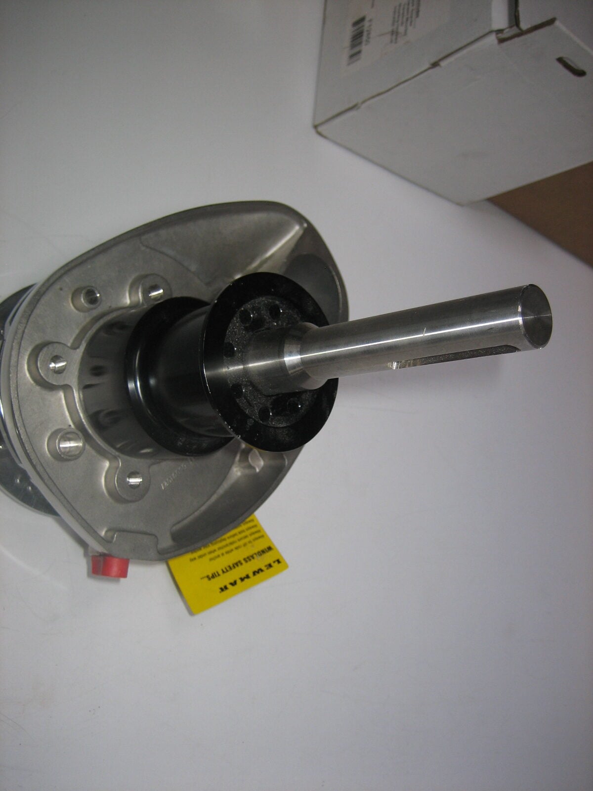 lewmar-v1-002-gypsy-vertical-windlass-topside-assembly-new-blem-max-12152021-10-