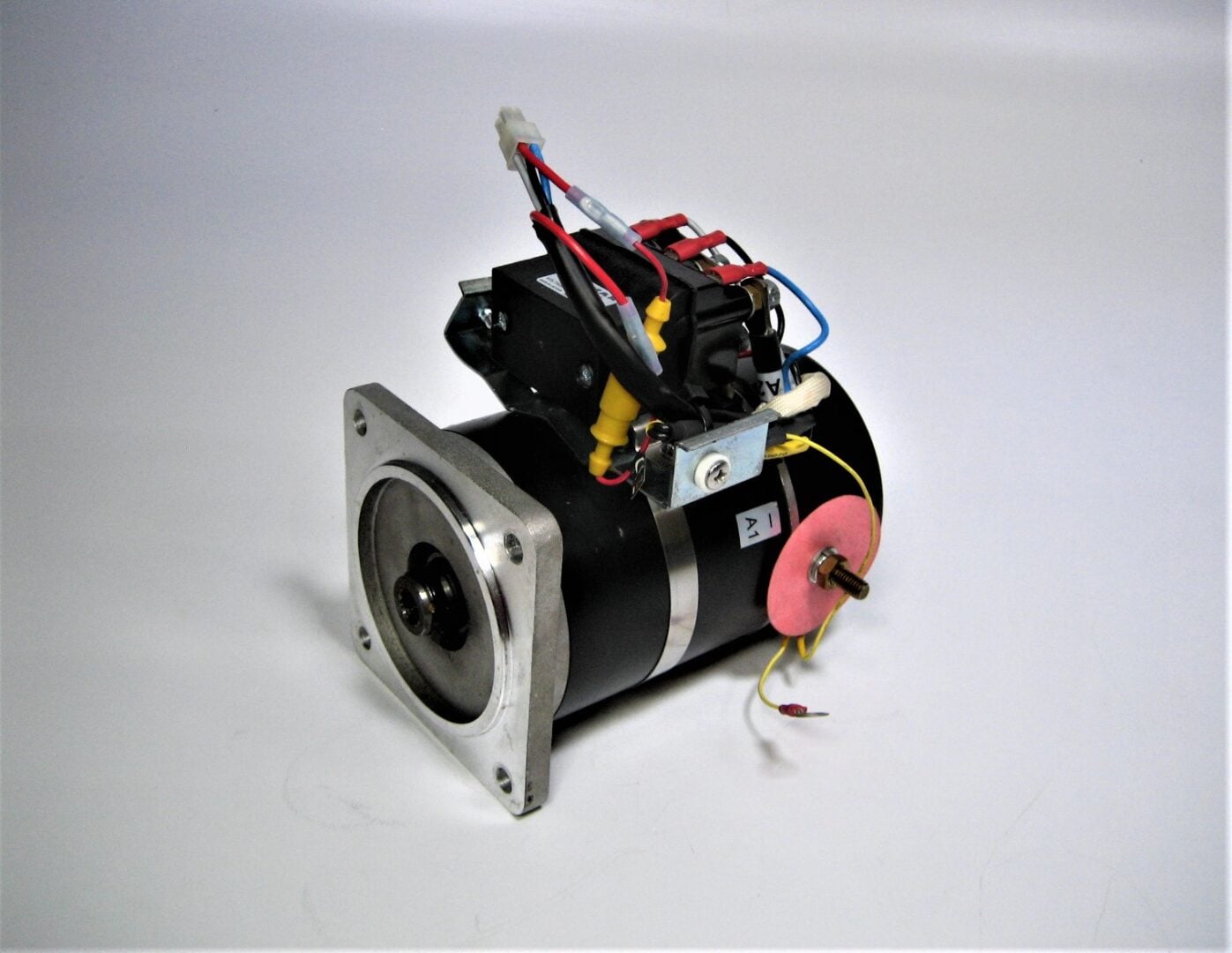 lewmar-551067-12v-2kw-thruster_eh_2252022-1-