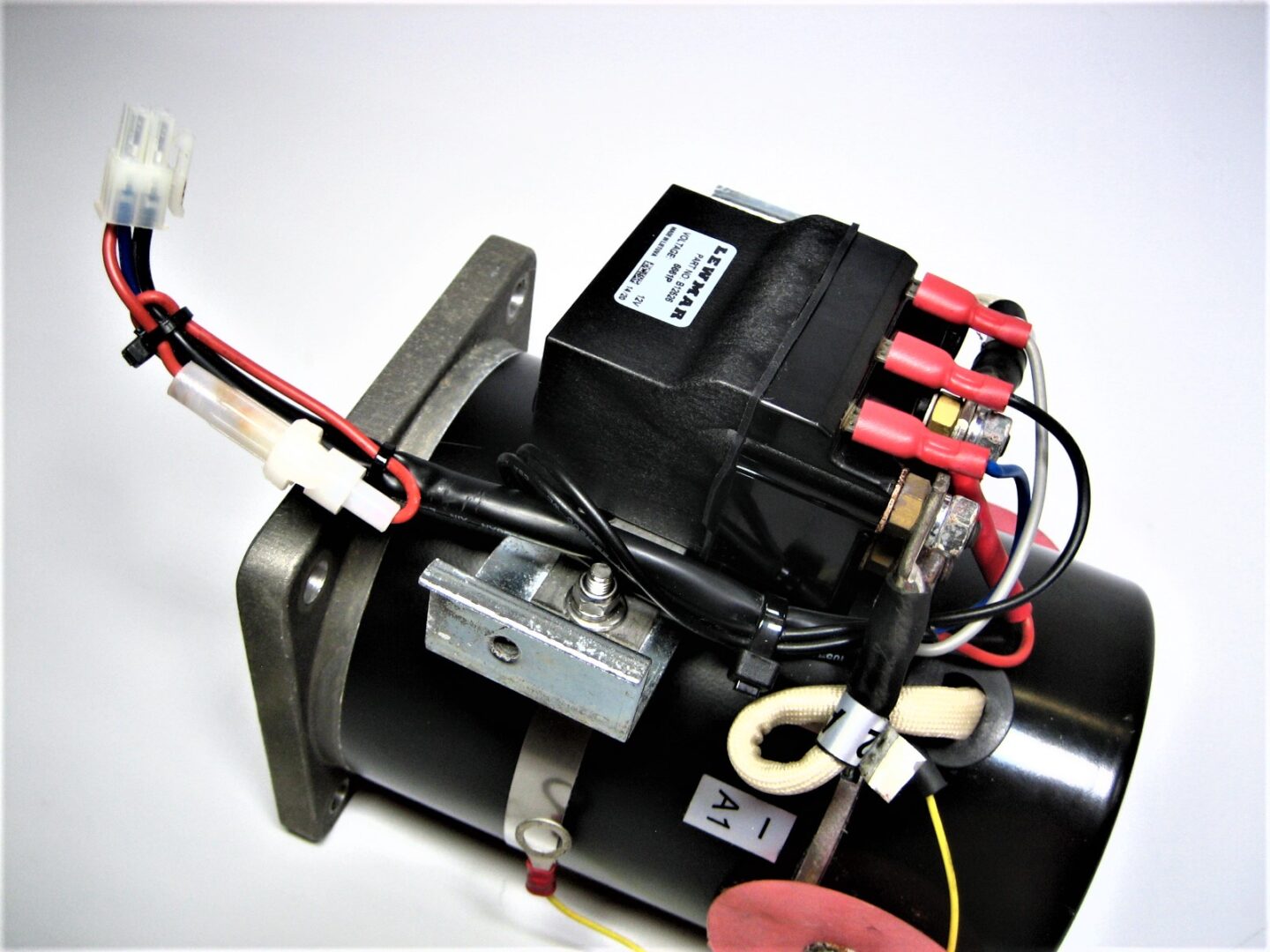 Lewmar 551067 *NEW BLEM STOCK* 12V Bow Thruster Motor w/ Bracket - *for ...