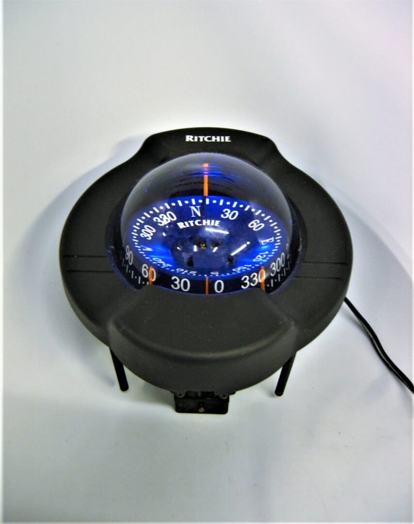 Ritchie SR2 Venture Bulkhead Compass w/ Blue LED & Compensation Module
