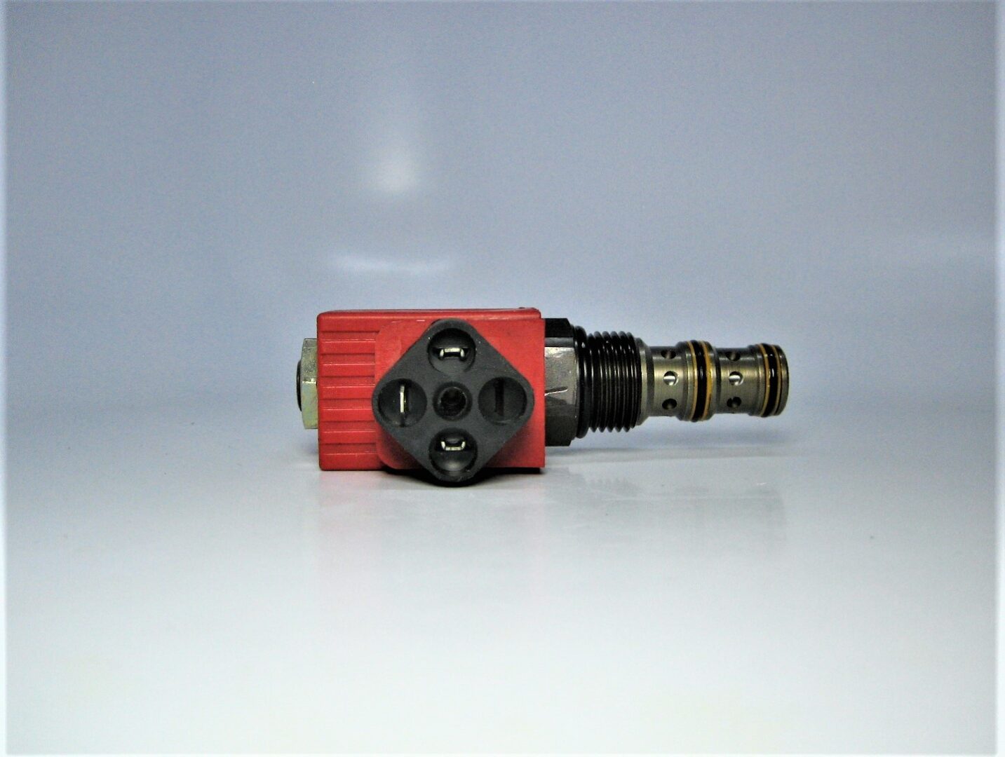 volvo-3825654-solenoid_eh_2182022-3-