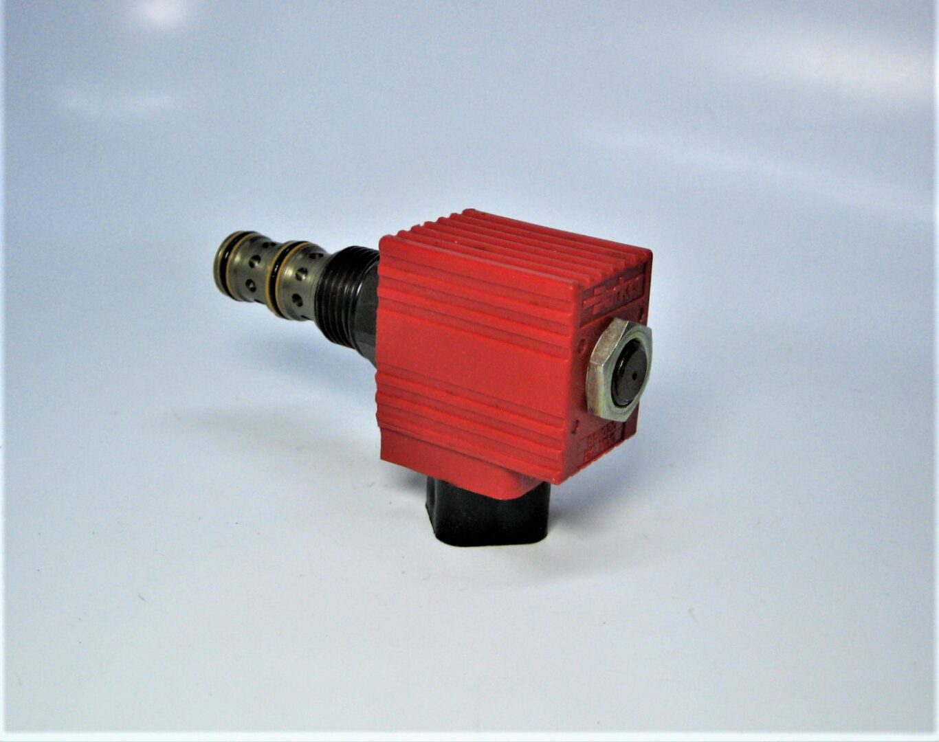 volvo-3825654-solenoid_eh_2182022-5-