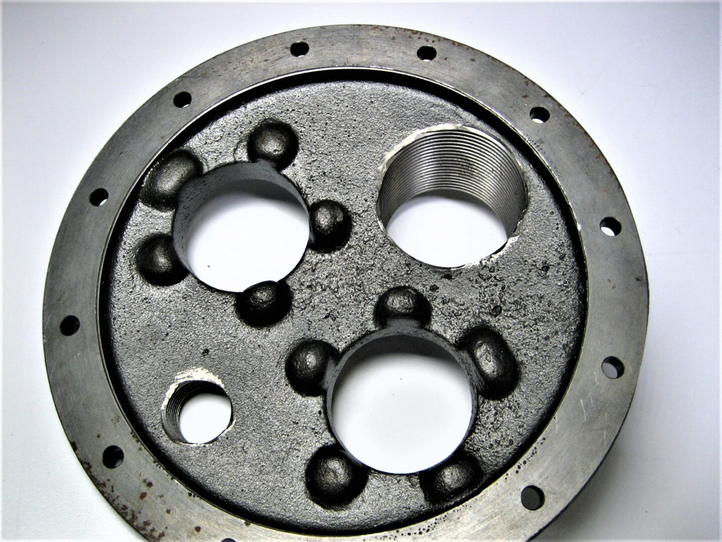 volvo-penta-1140063-cover-lock_eh_2152022-10-