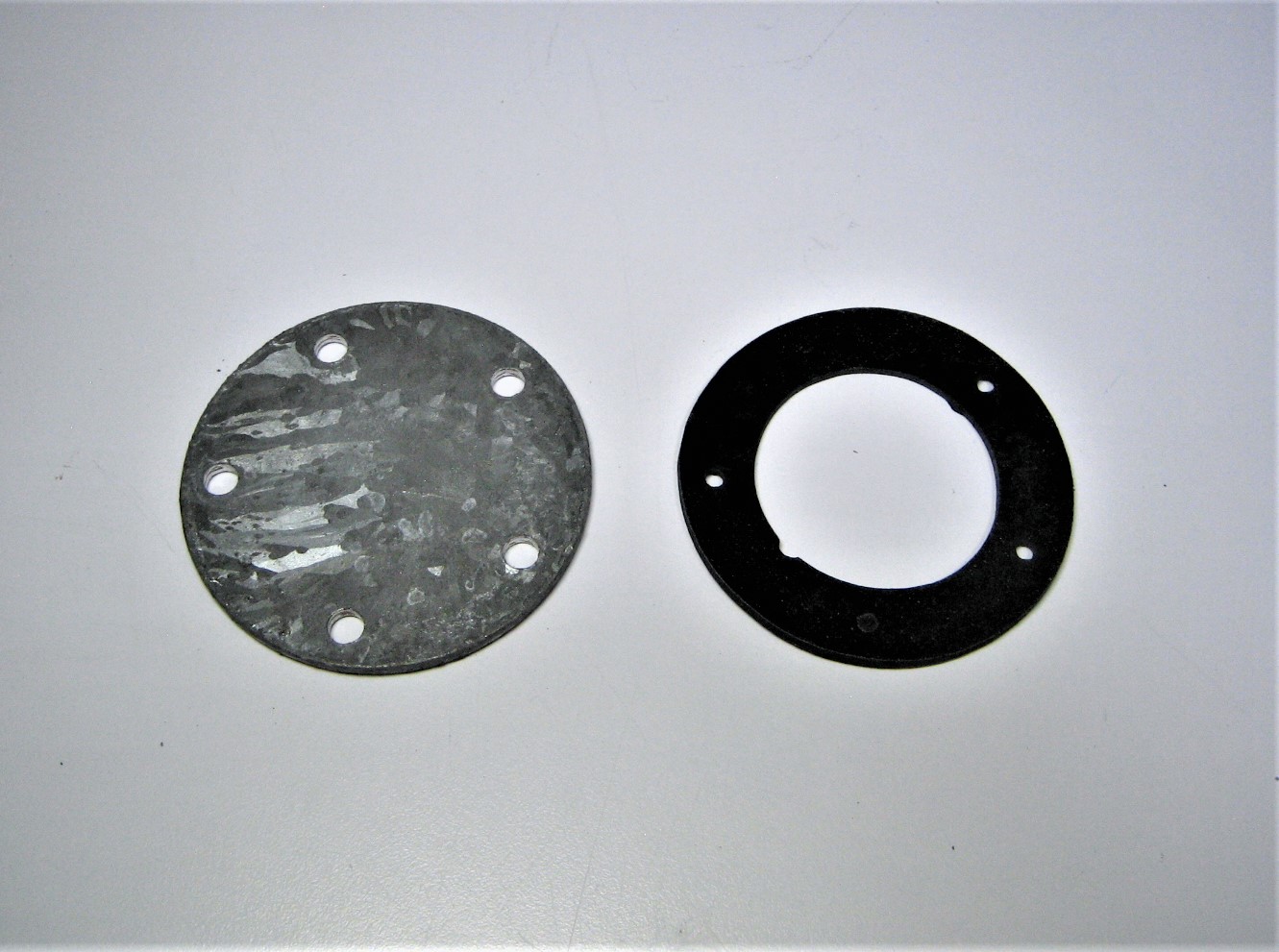 volvo-penta-1140063-cover-lock_eh_2152022-3-