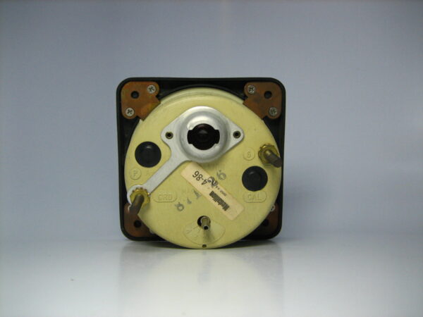 medallion-black-gauge_eh_4272027-5-