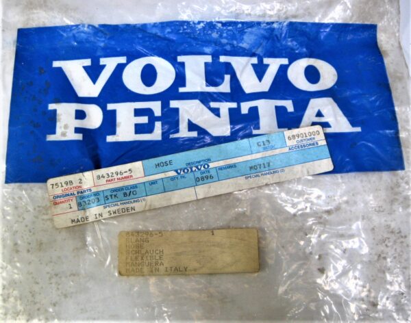 volvo-843296-5-fuel-hose_eh_412022-2-