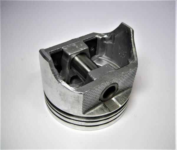sealed-power-650p20-pistons_eh_8312022-9-