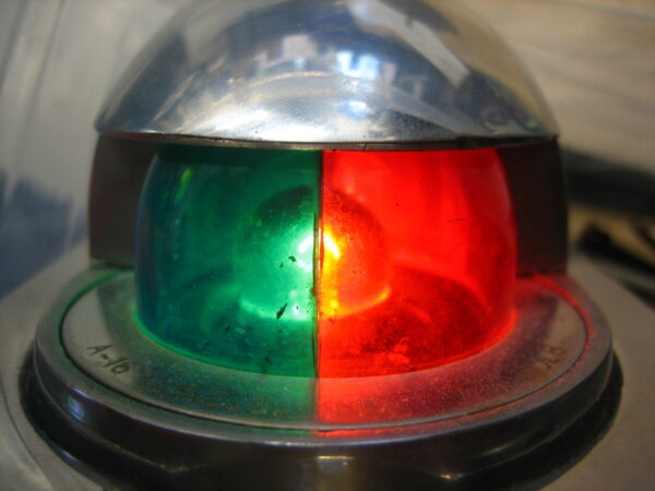 accon-204-m-pop-up-folding-bow-bi-color-light-good-used-condition-max-10182022-1-