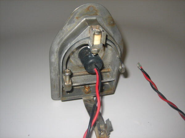 accon-204-m-pop-up-folding-bow-bi-color-light-good-used-condition-max-10182022-3-