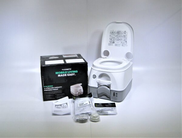 dometic-301097206-portable-toilet_eh_10252022-1-