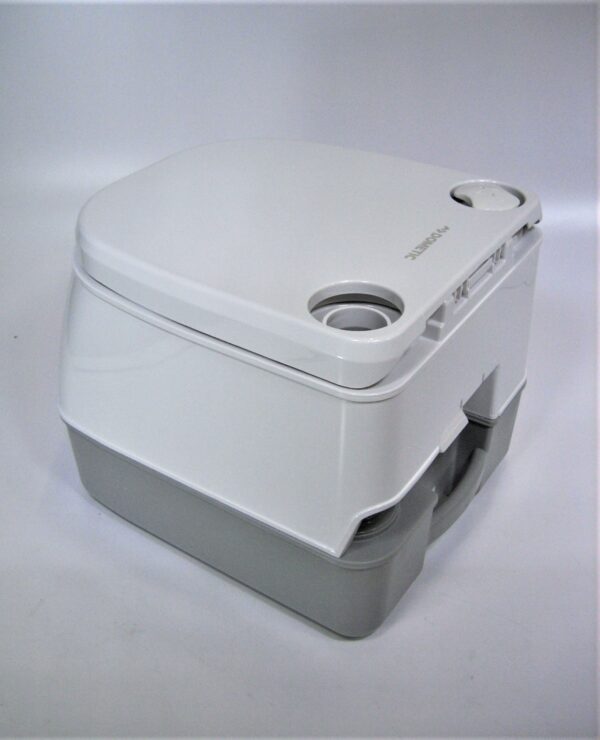 dometic-301097206-portable-toilet_eh_10252022-11-