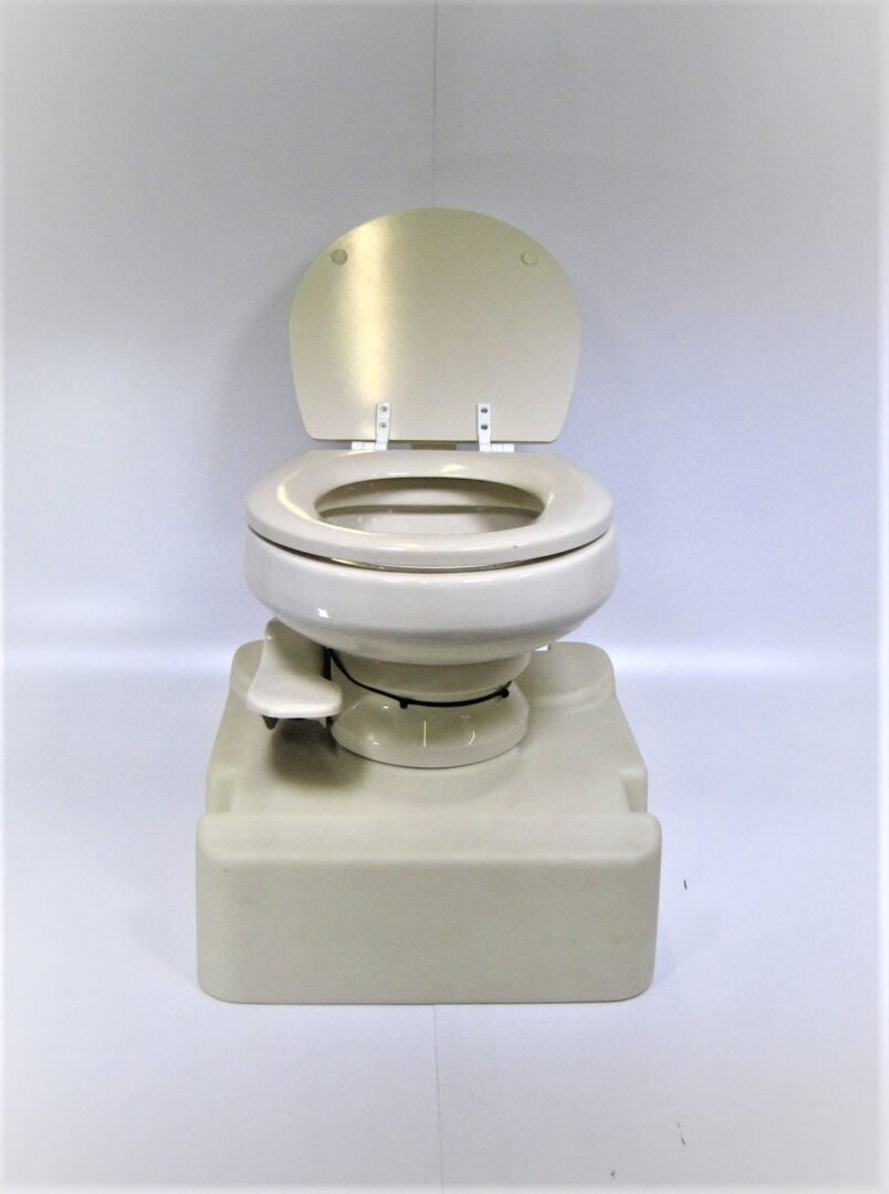 dometic-312371103-toilet_eh_10122022-1-