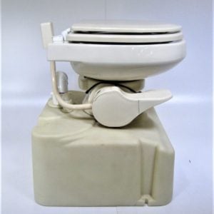 dometic-312371103-toilet_eh_10122022-3-