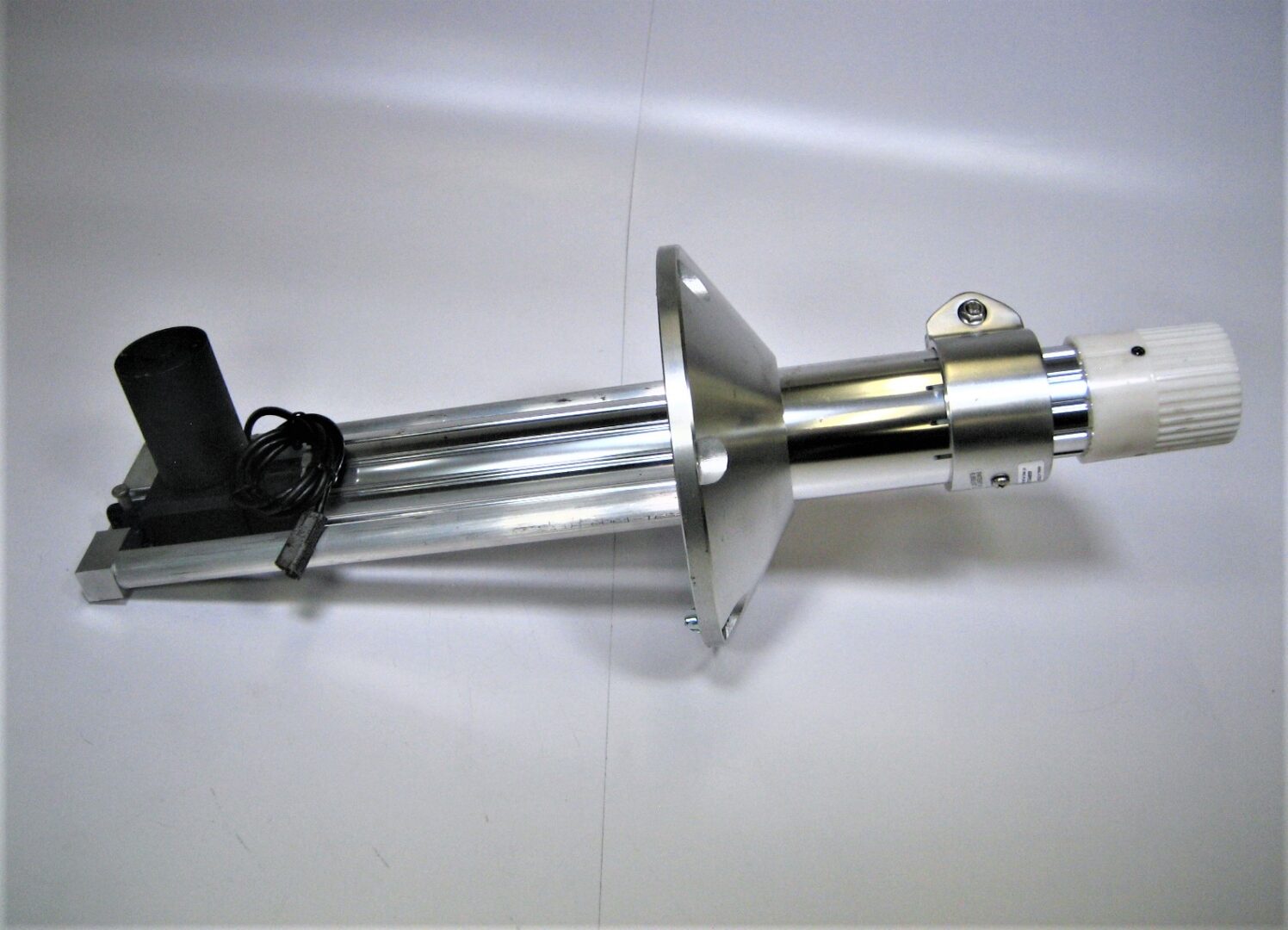 garelick-78545-81-pedestal_eh_10142022-4-