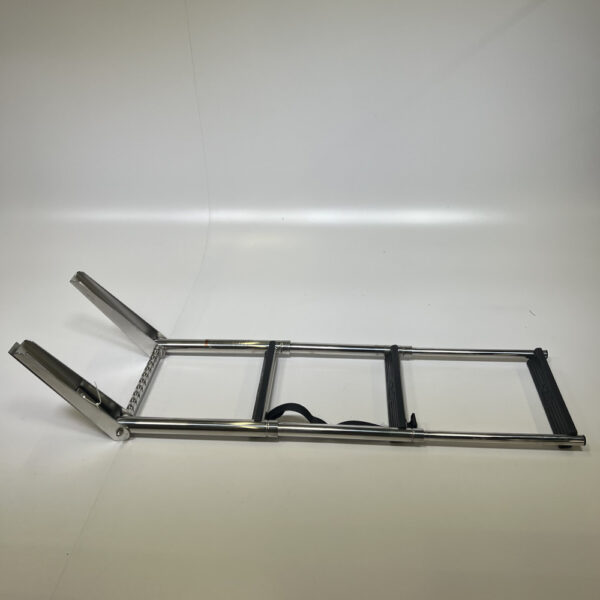 ladder1zv100522-4-