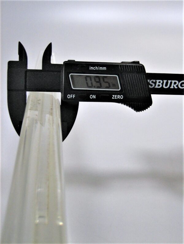 polycarbonate-clear-step_eh_1042022-10-