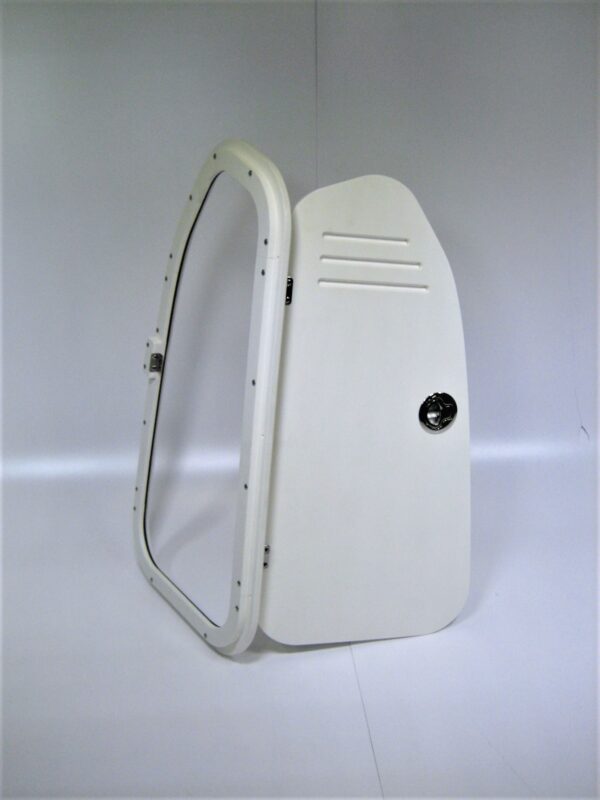 marine-storage-door_eh_11162022-1-