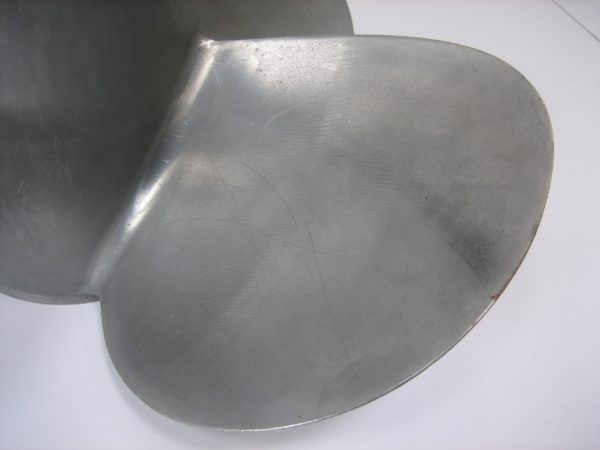 mercury-marine-zeus-pod-drive-prop-right-rear-4-blade-8m8023970-slight-edge-wear-max-03032023-2-