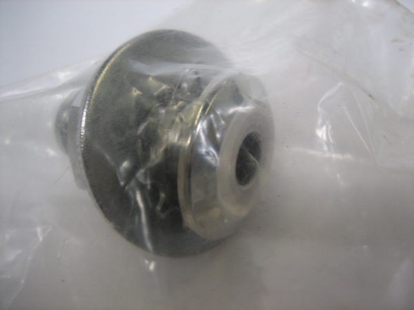 sea-ray-2219429-fender-holder-recessed-max-03062023-3-